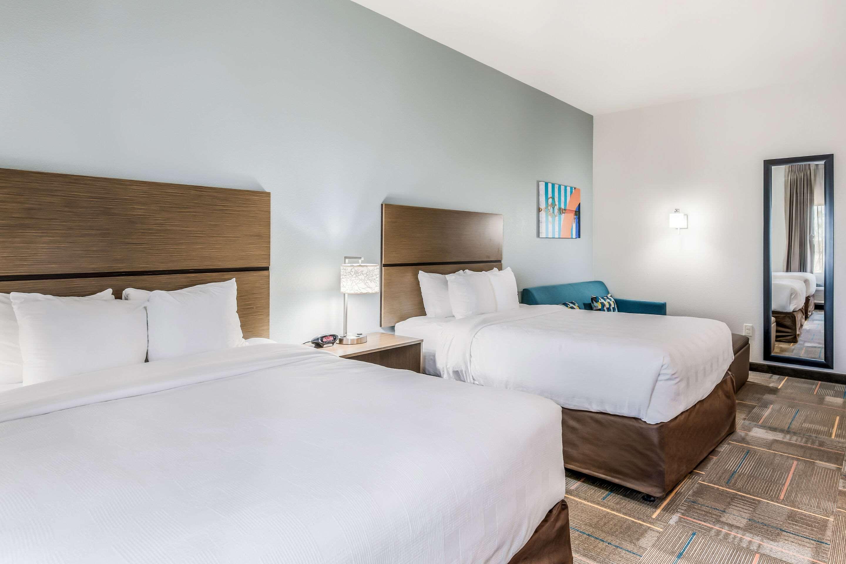 Spark By Hilton Stockton 3*