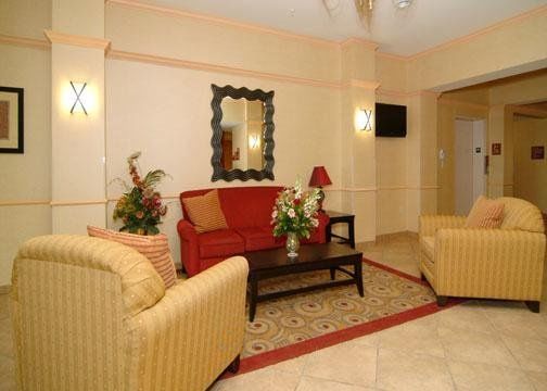 Spark By Hilton Stockton Hotel 3*